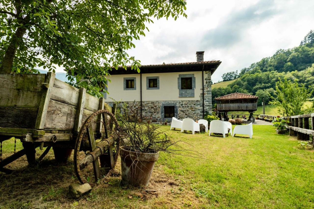 Casona de El Castañíu Serrapio Exterior foto
