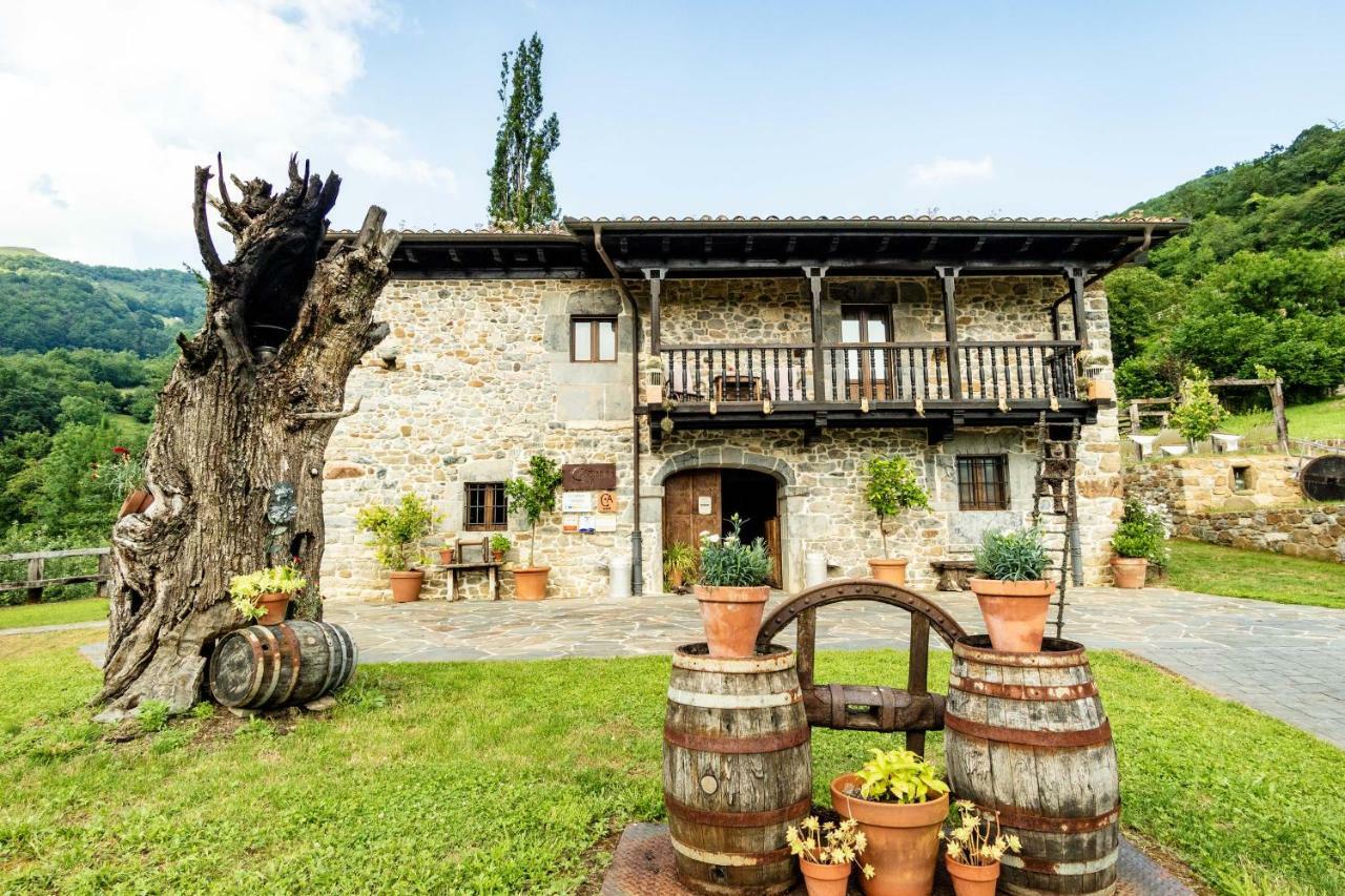 Casona de El Castañíu Serrapio Exterior foto