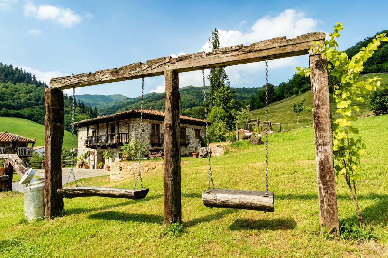 Casona de El Castañíu Serrapio Exterior foto